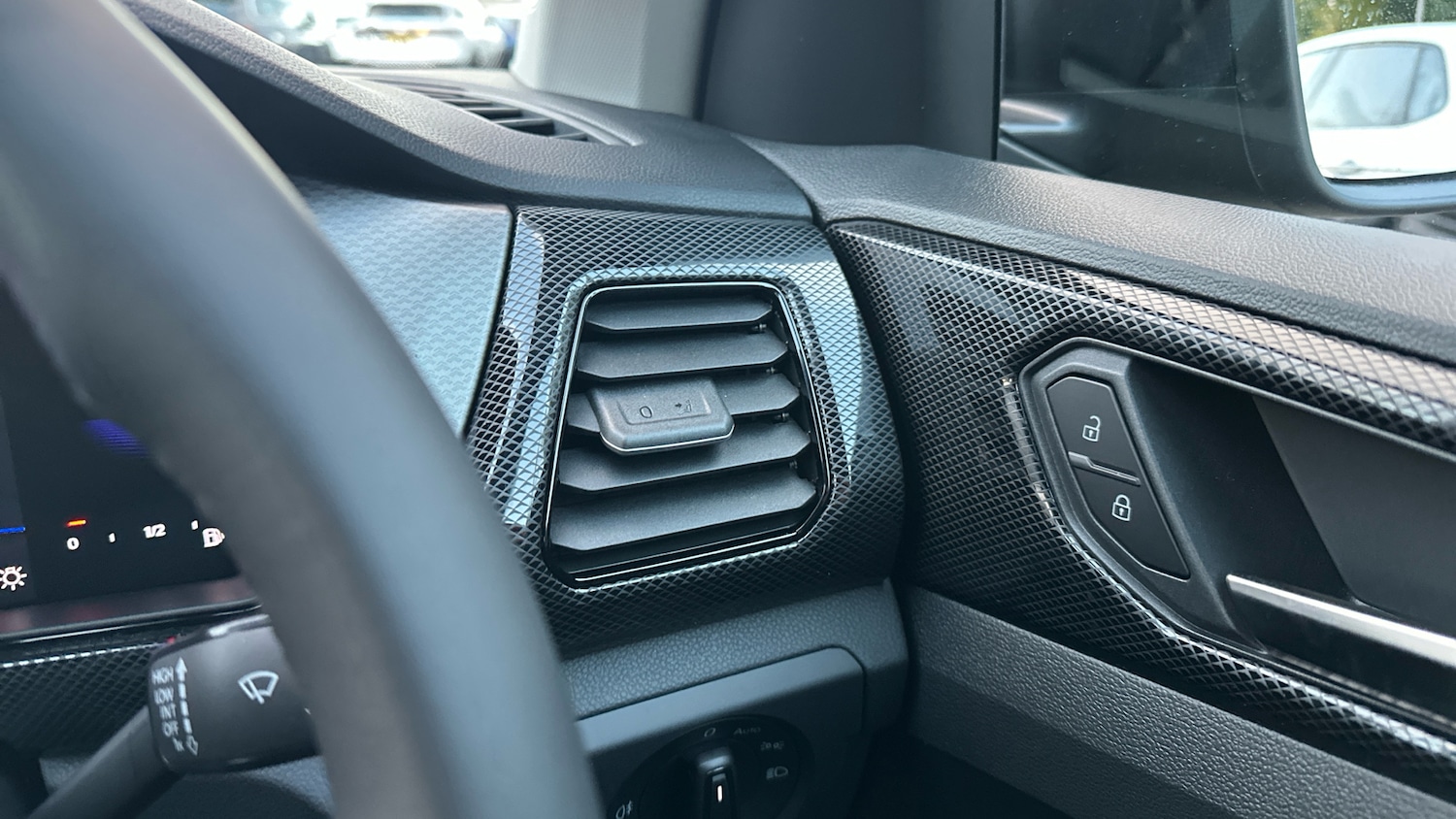 Used Volkswagen T-Cross 2025 for sale - 77337497: Photo 36