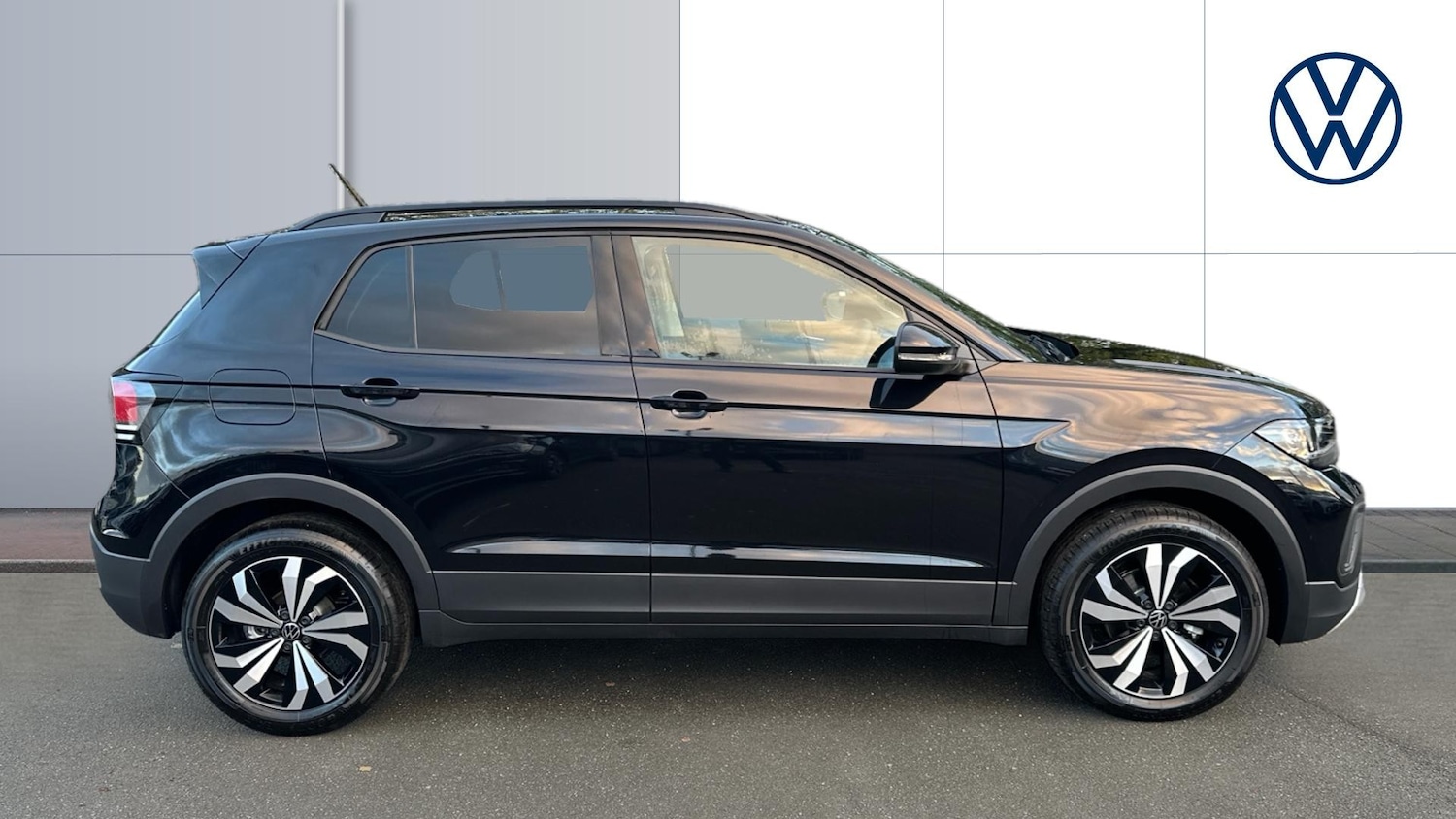 Used Volkswagen T-Cross 2025 for sale - 77337497: Photo 4