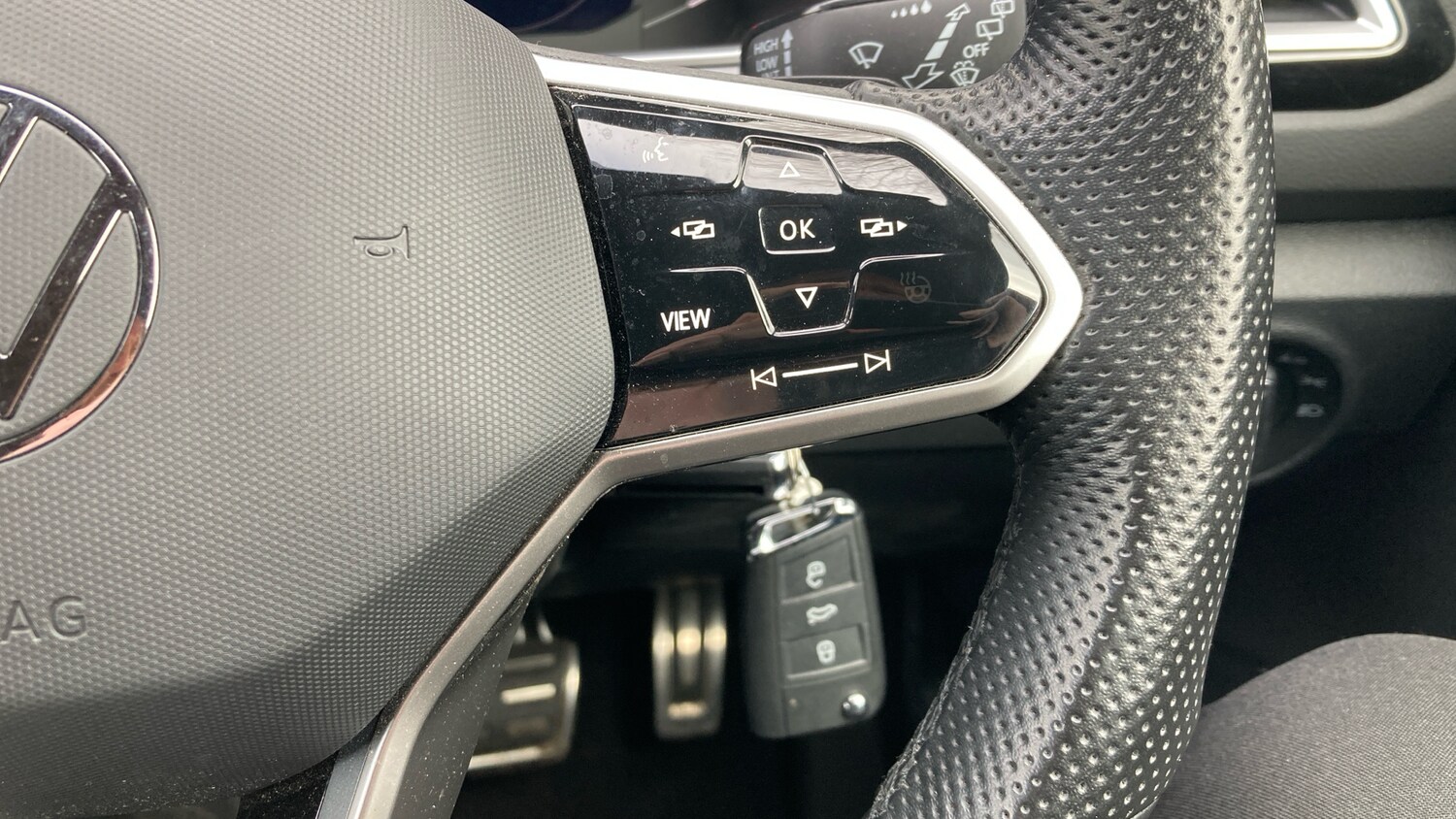 Used Volkswagen T-Roc 2023 for sale - 78176427: Photo 18