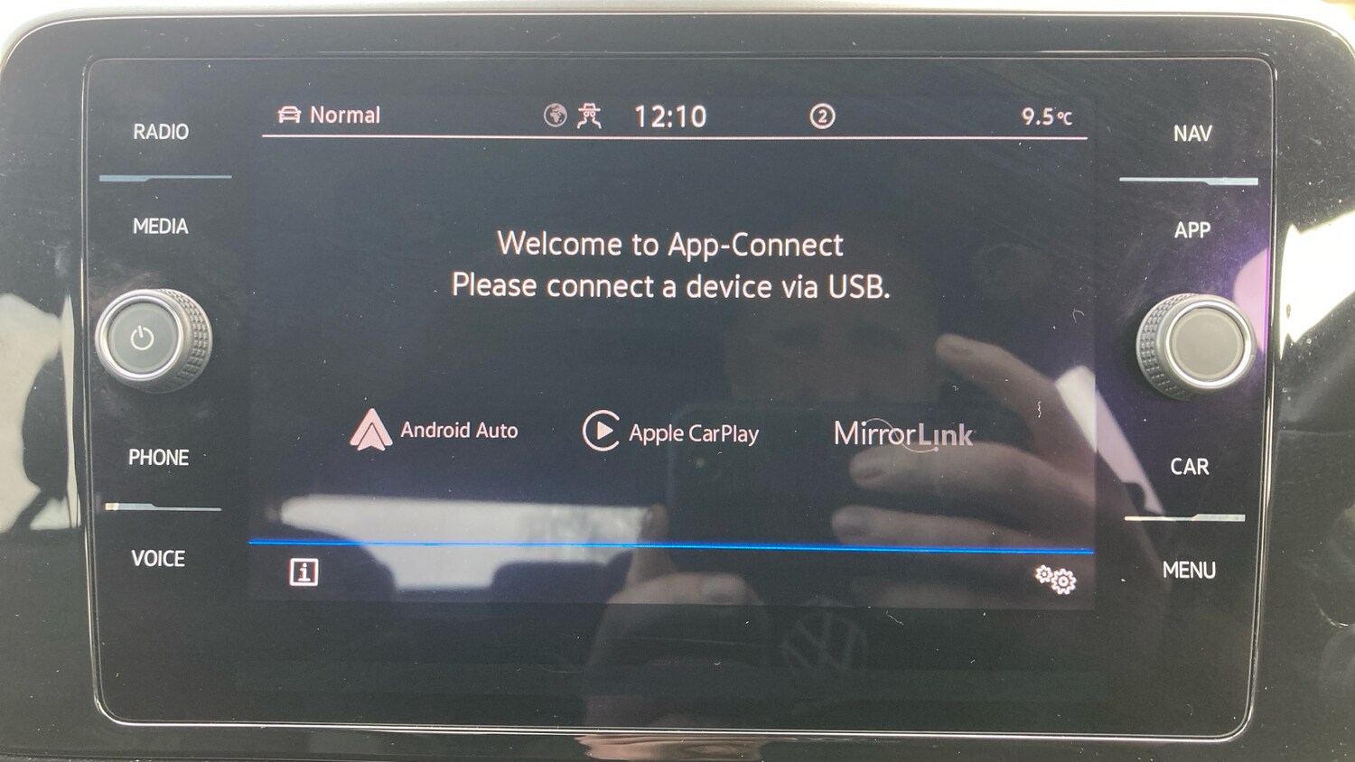 Used Volkswagen T-Roc 2023 for sale - 78176427: Photo 21