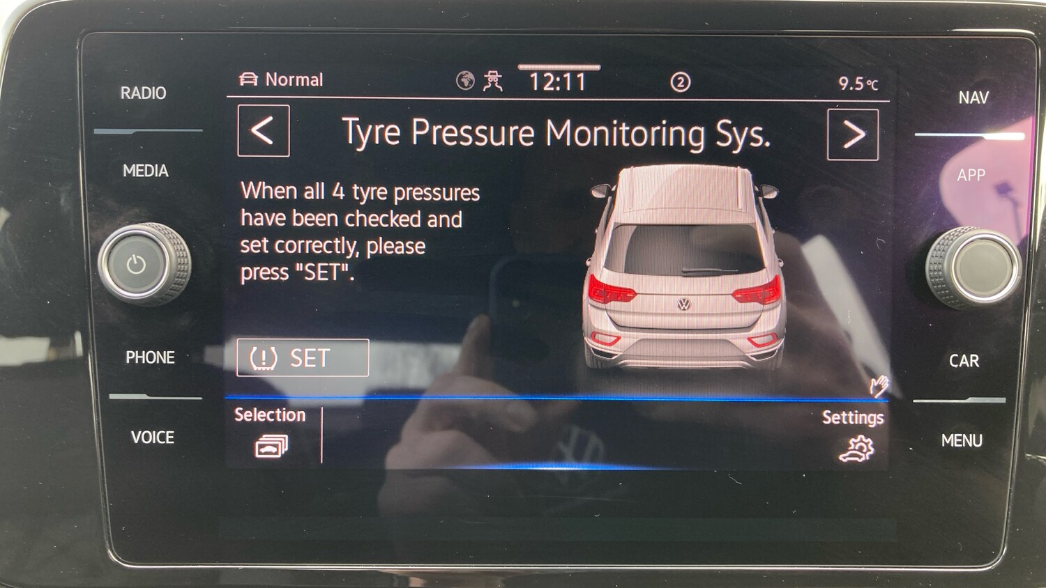 Used Volkswagen T-Roc 2023 for sale - 78176427: Photo 28