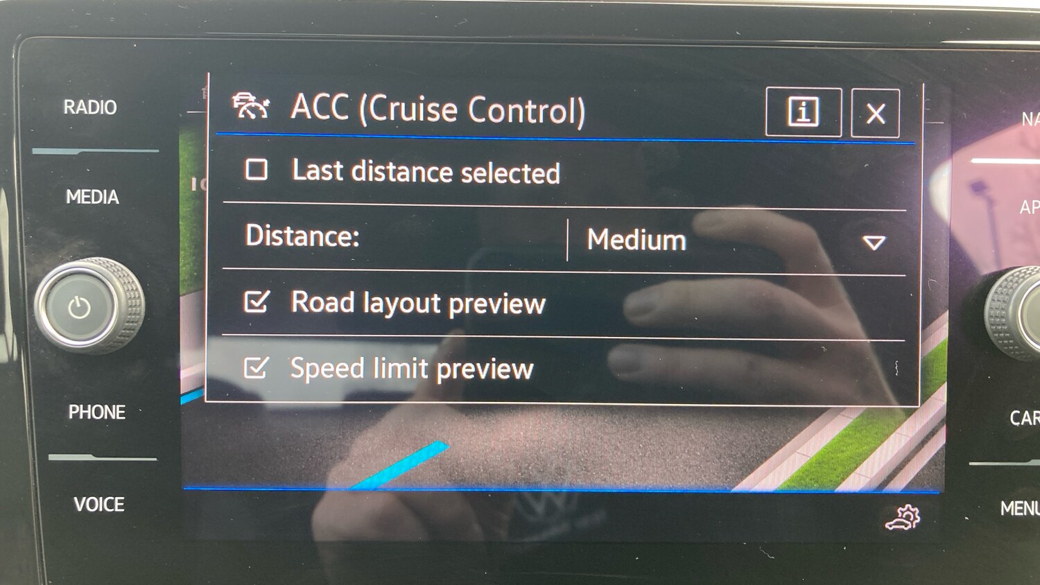 Used Volkswagen T-Roc 2023 for sale - 78176427: Photo 32