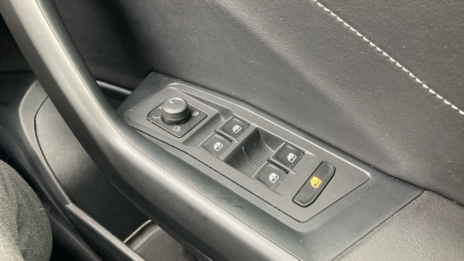 Used Volkswagen T-Roc 2023 for sale - 78176427: Photo 36