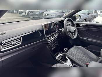 Used Volkswagen T-Roc 2025 for sale - 79703675: Photo