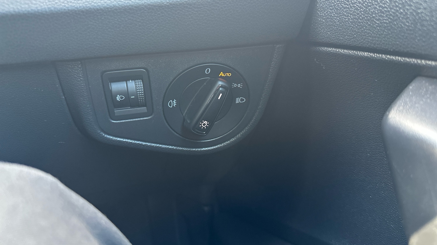 Vehicle 28
