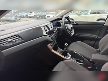 Used Volkswagen Polo 2023 for sale - 78802129: Photo