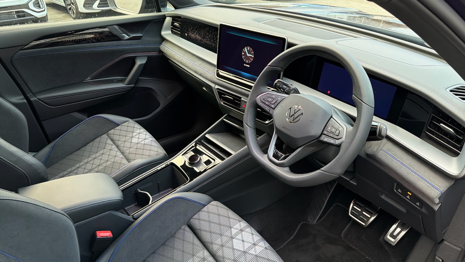 Used Volkswagen Touran 2025 for sale - 77984739: Photo 6