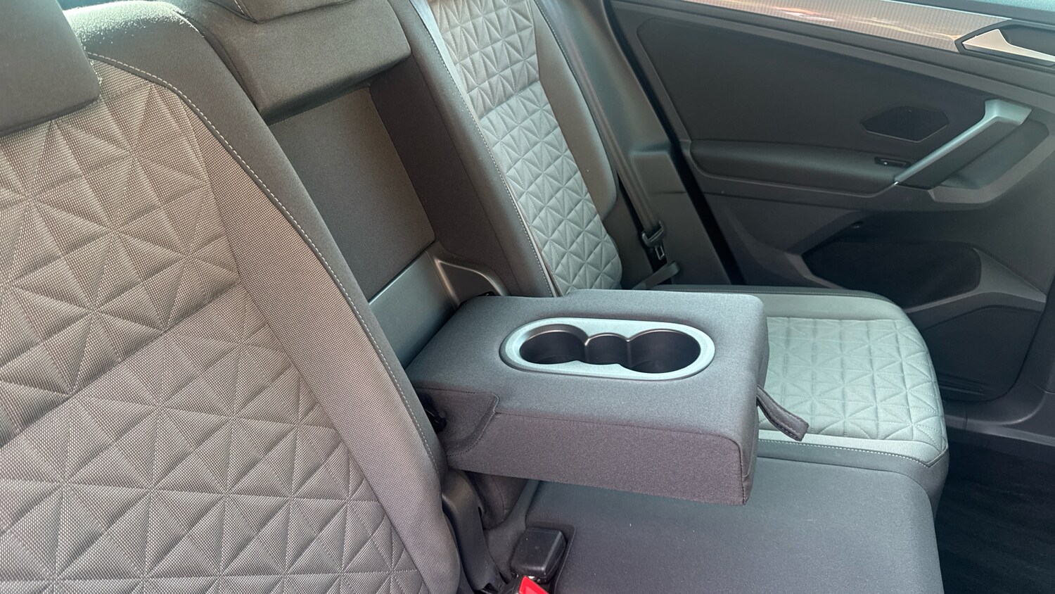 Used Volkswagen Tiguan 2022 for sale - 78177398: Photo 23