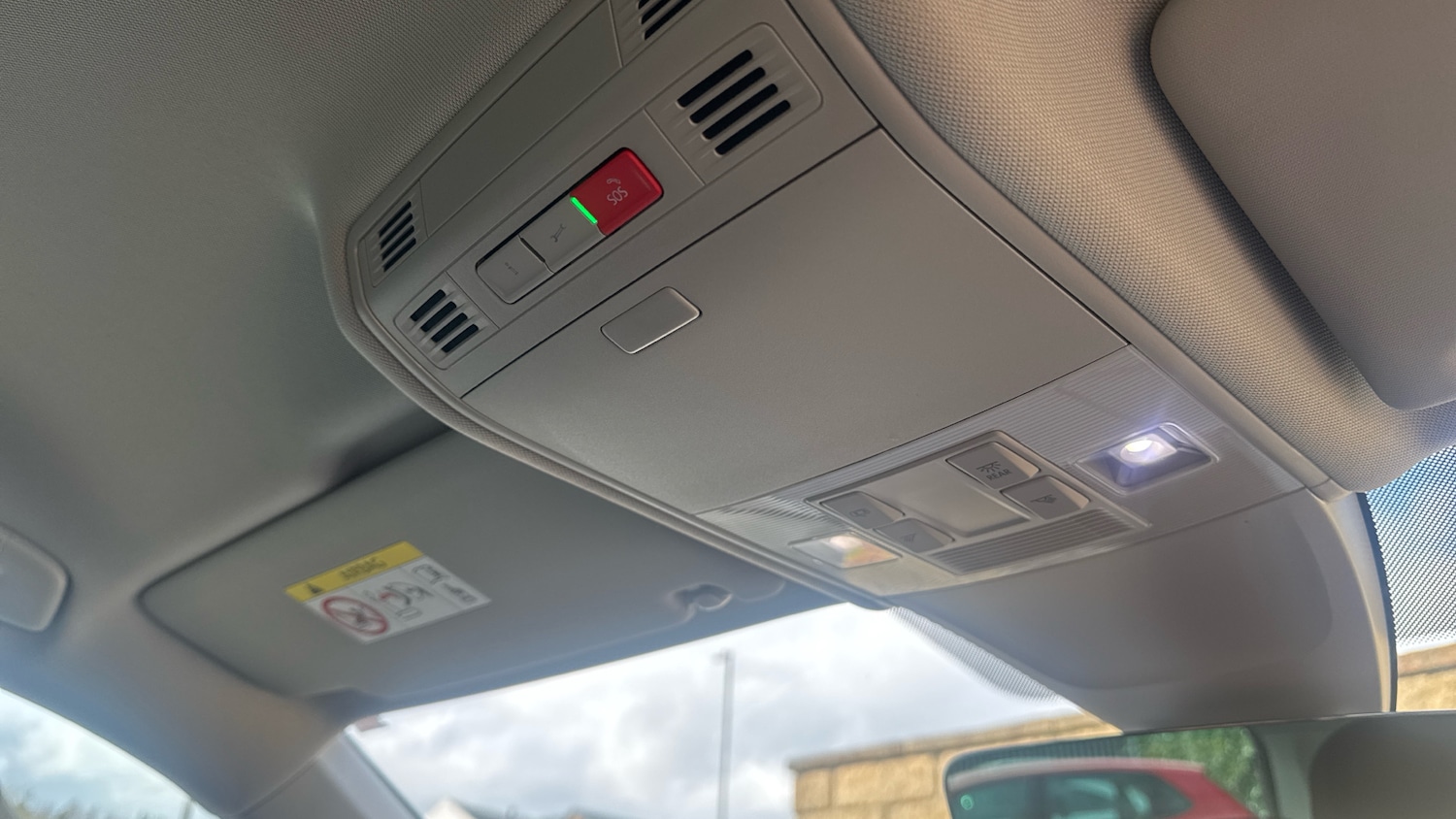 Used Volkswagen Tiguan 2022 for sale - 78177398: Photo 38