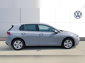 Used Volkswagen Golf 2022 for sale - 75482807: Photo