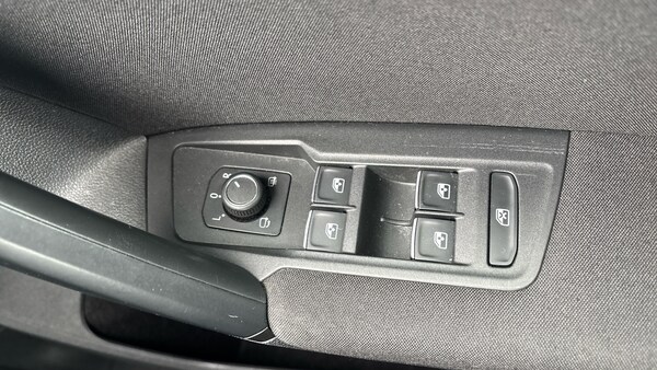 Used Volkswagen Tiguan 2017 for sale - 76157702: Photo 30