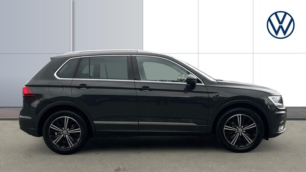 Used Volkswagen Tiguan 2017 for sale - 76157702: Photo 4