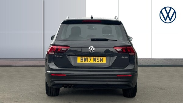 Used Volkswagen Tiguan 2017 for sale - 76157702: Photo 8