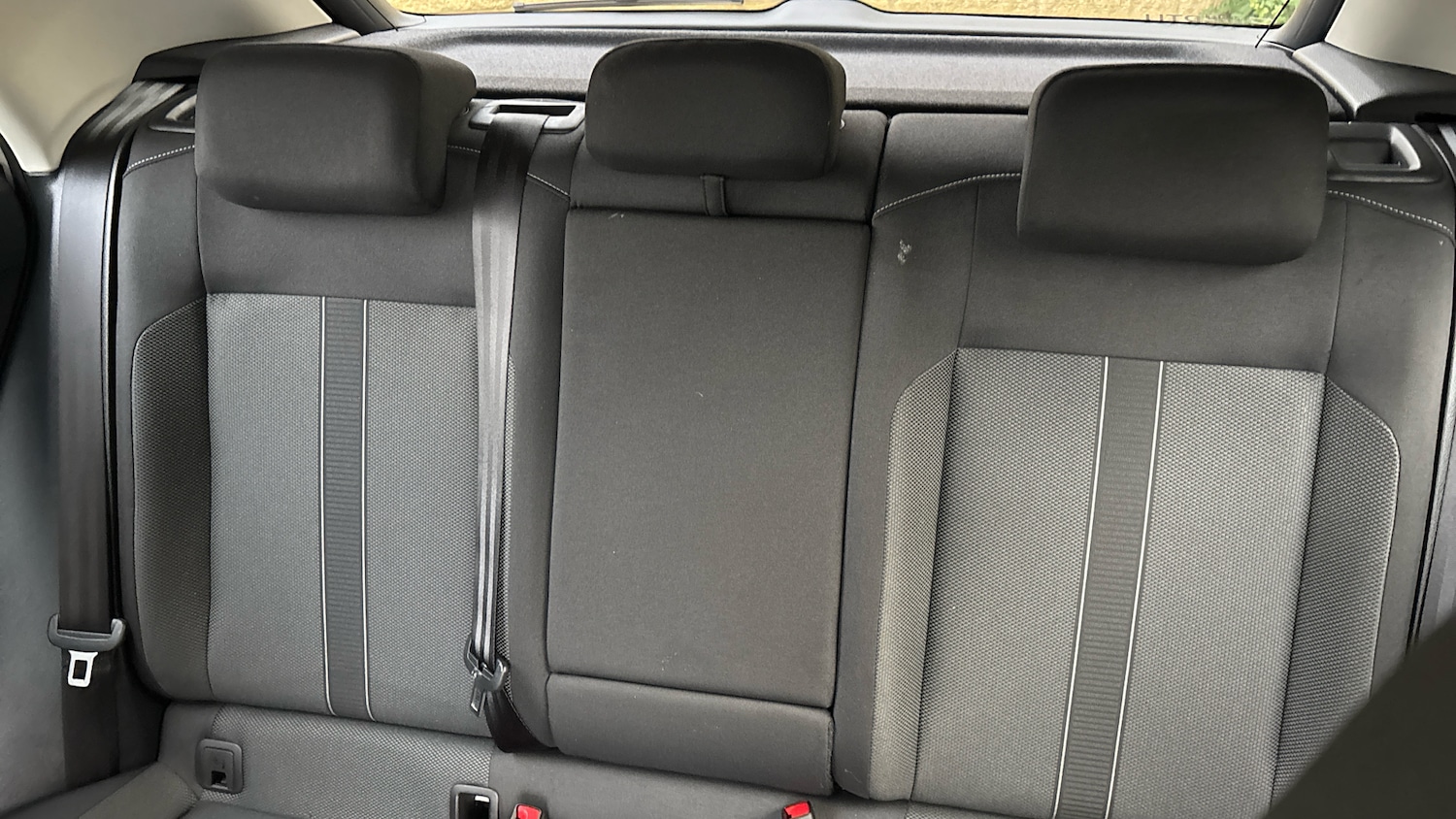 Used Volkswagen T-Roc 2025 for sale - 77545727: Photo 16