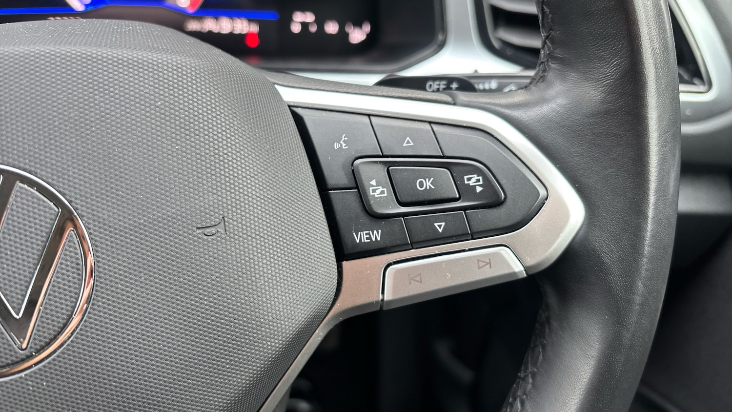 Used Volkswagen T-Roc 2025 for sale - 77545727: Photo 18