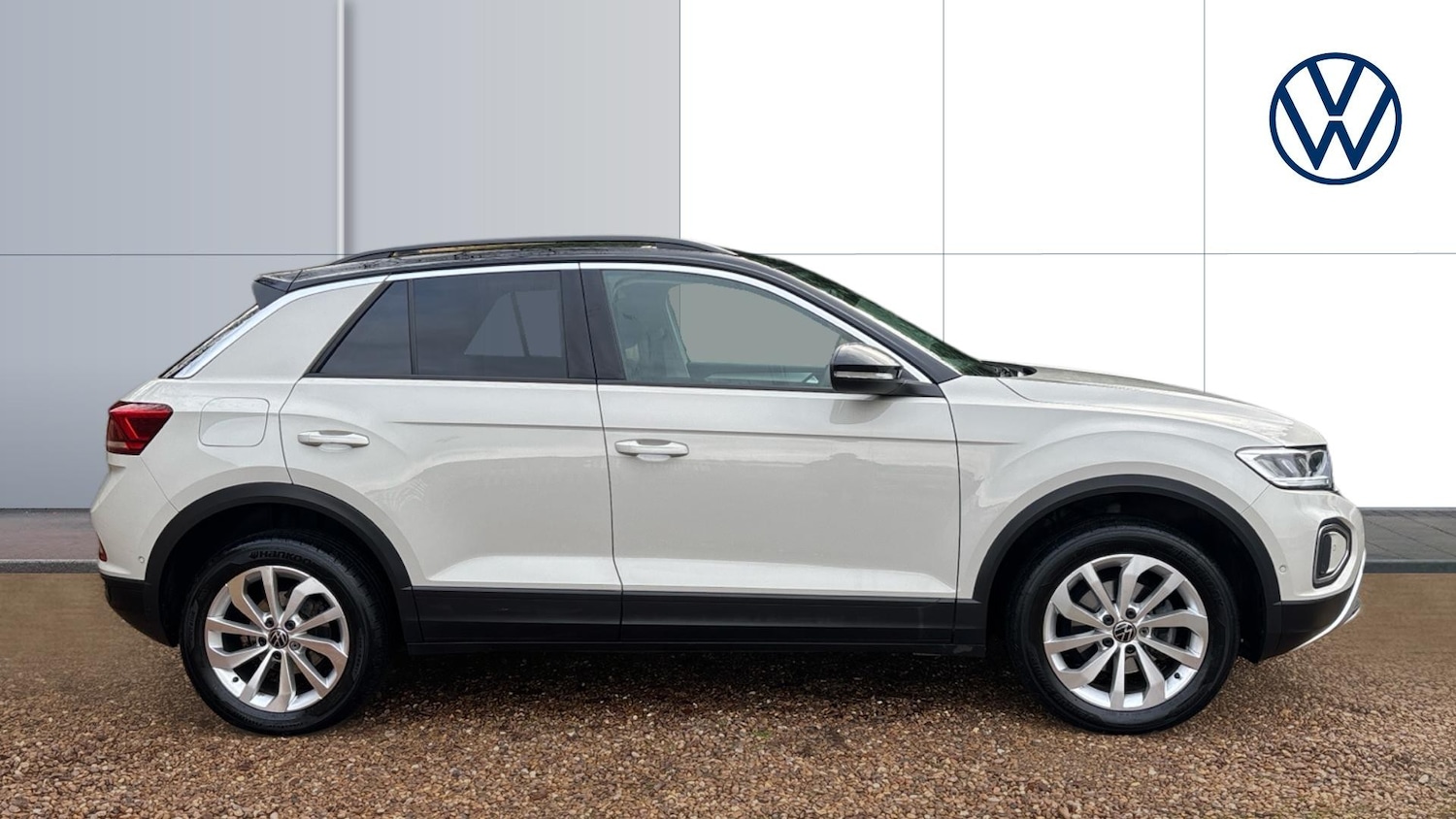 Used Volkswagen T-Roc 2025 for sale - 77545727: Photo 4