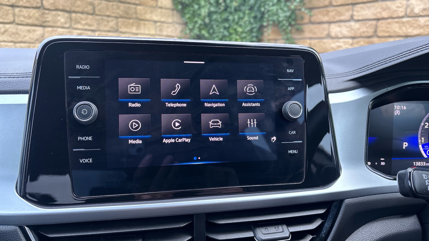 Used Volkswagen T-Roc 2025 for sale - 77545727: Photo 45