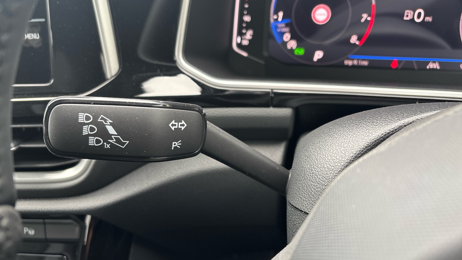 Used Volkswagen T-Roc 2025 for sale - 77106405: Photo 22