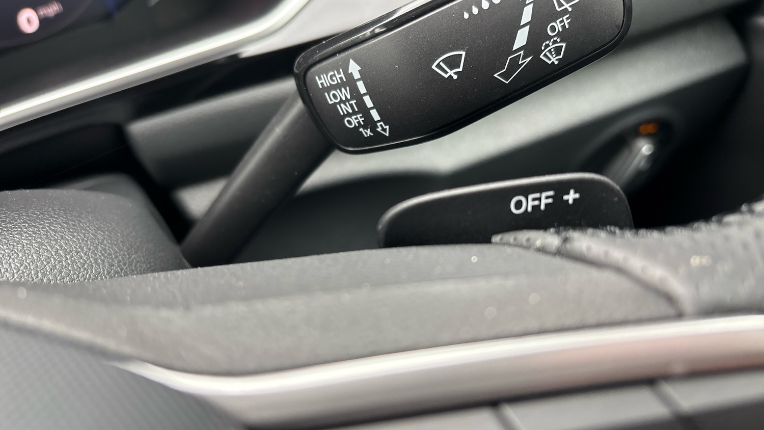 Used Volkswagen T-Roc 2025 for sale - 77106405: Photo 23