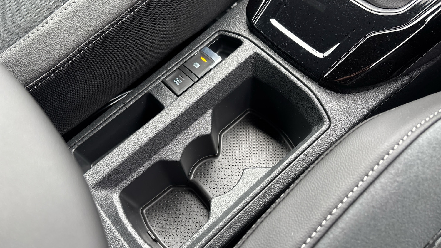 Used Volkswagen T-Roc 2025 for sale - 77106405: Photo 36