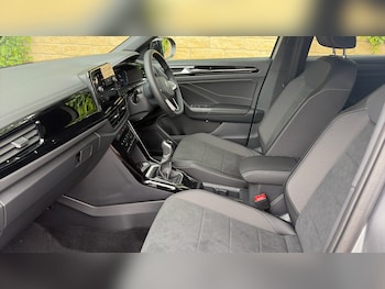 Used Volkswagen T-Roc 2026 for sale - 78899989: Photo