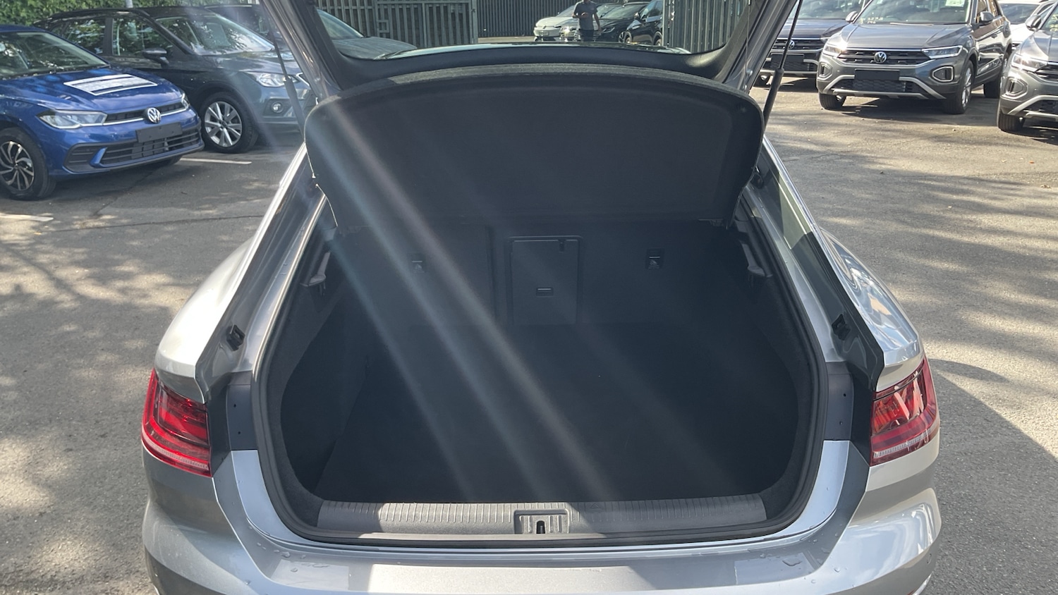 Used Volkswagen Arteon 2018 for sale - 77678610: Photo 20