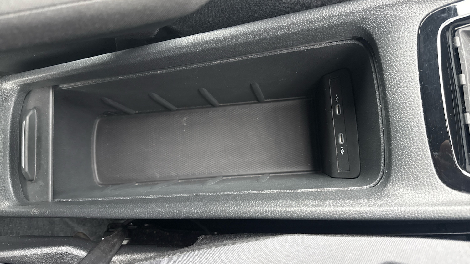 Used Volkswagen ID.3 2022 for sale - 76706244: Photo 29