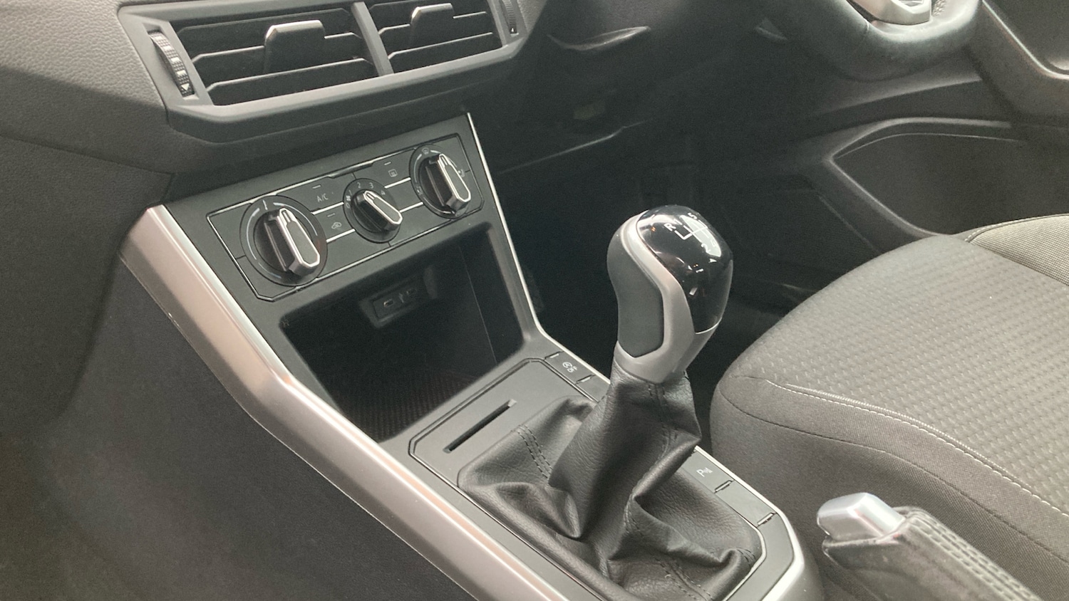 Used Volkswagen Polo 2022 for sale - 77079433: Photo 14