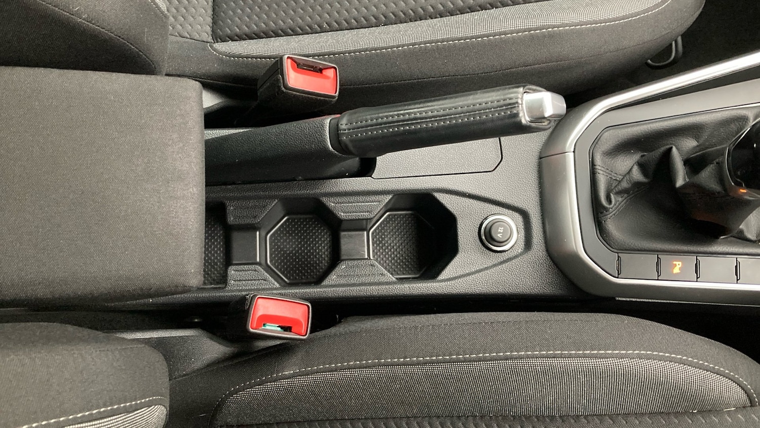 Used Volkswagen Polo 2022 for sale - 77079433: Photo 31