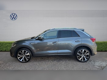 Used Volkswagen T-Roc 2024 for sale - 79234465: Photo