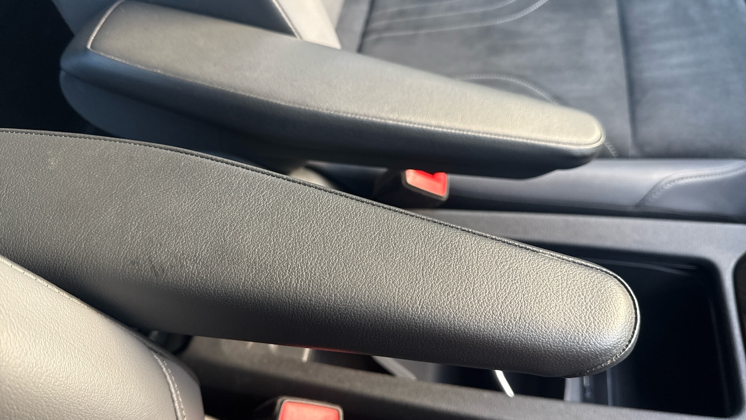 Used Volkswagen ID.4 2022 for sale - 76737922: Photo 32