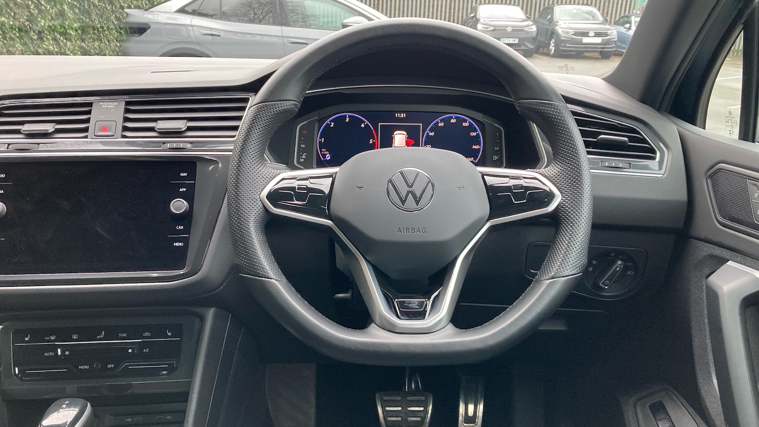 Used Volkswagen Tiguan 2023 for sale - 77618802: Photo 10