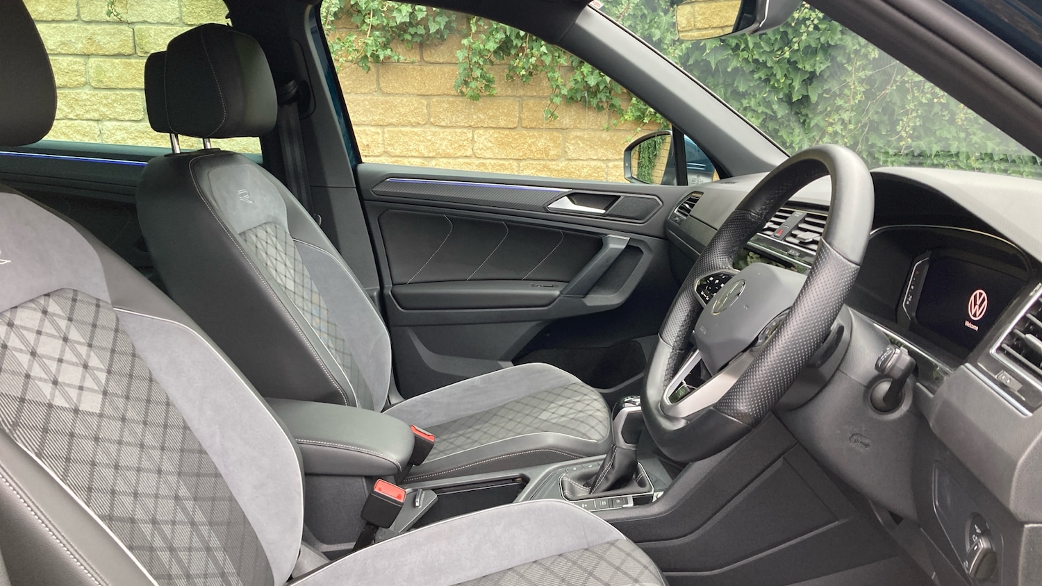 Used Volkswagen Tiguan 2023 for sale - 77618802: Photo 15