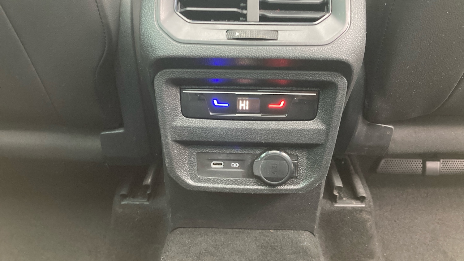 Used Volkswagen Tiguan 2023 for sale - 77618802: Photo 24