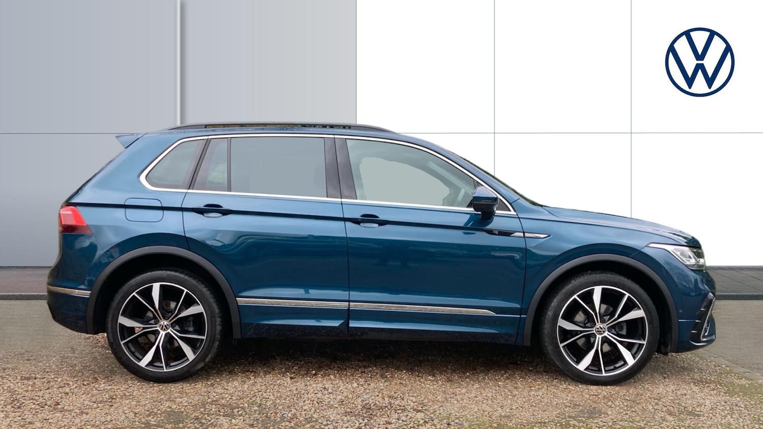 Used Volkswagen Tiguan 2023 for sale - 77618802: Photo 4