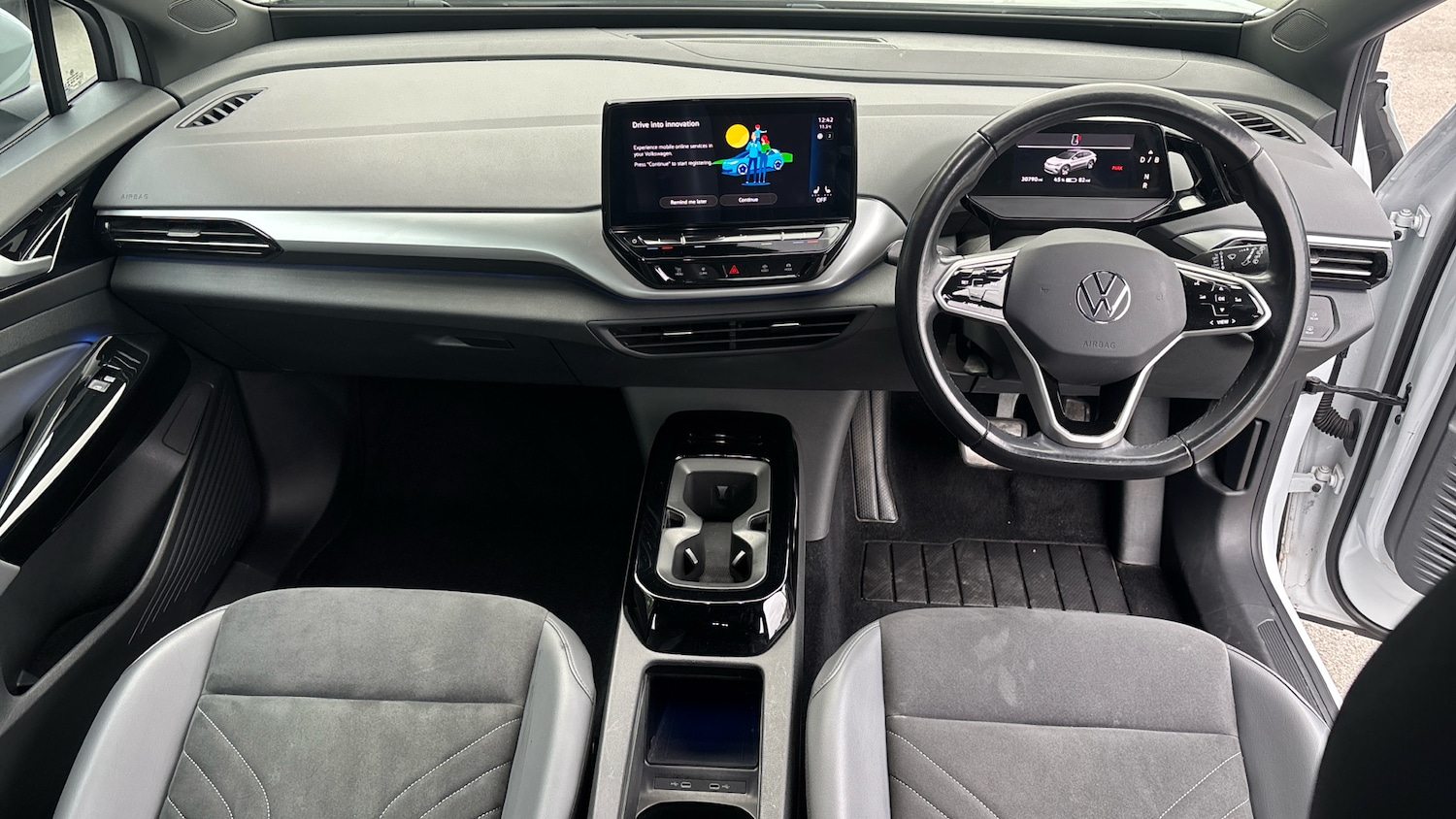 Used Volkswagen ID.4 2022 for sale - 76354899: Photo 9