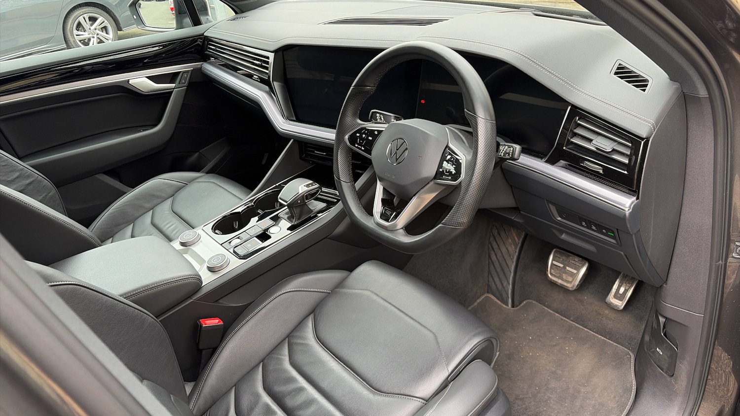 Used Volkswagen Touareg 2022 for sale - 78027036: Photo 6