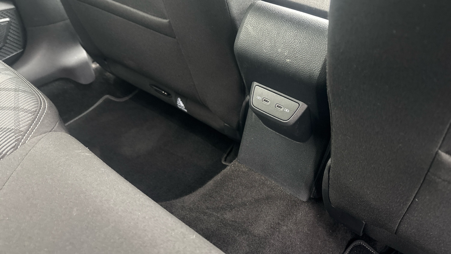 Used Volkswagen Polo 2023 for sale - 77802277: Photo 35