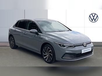 Used Volkswagen Golf 2023 for sale - 75692399: Photo
