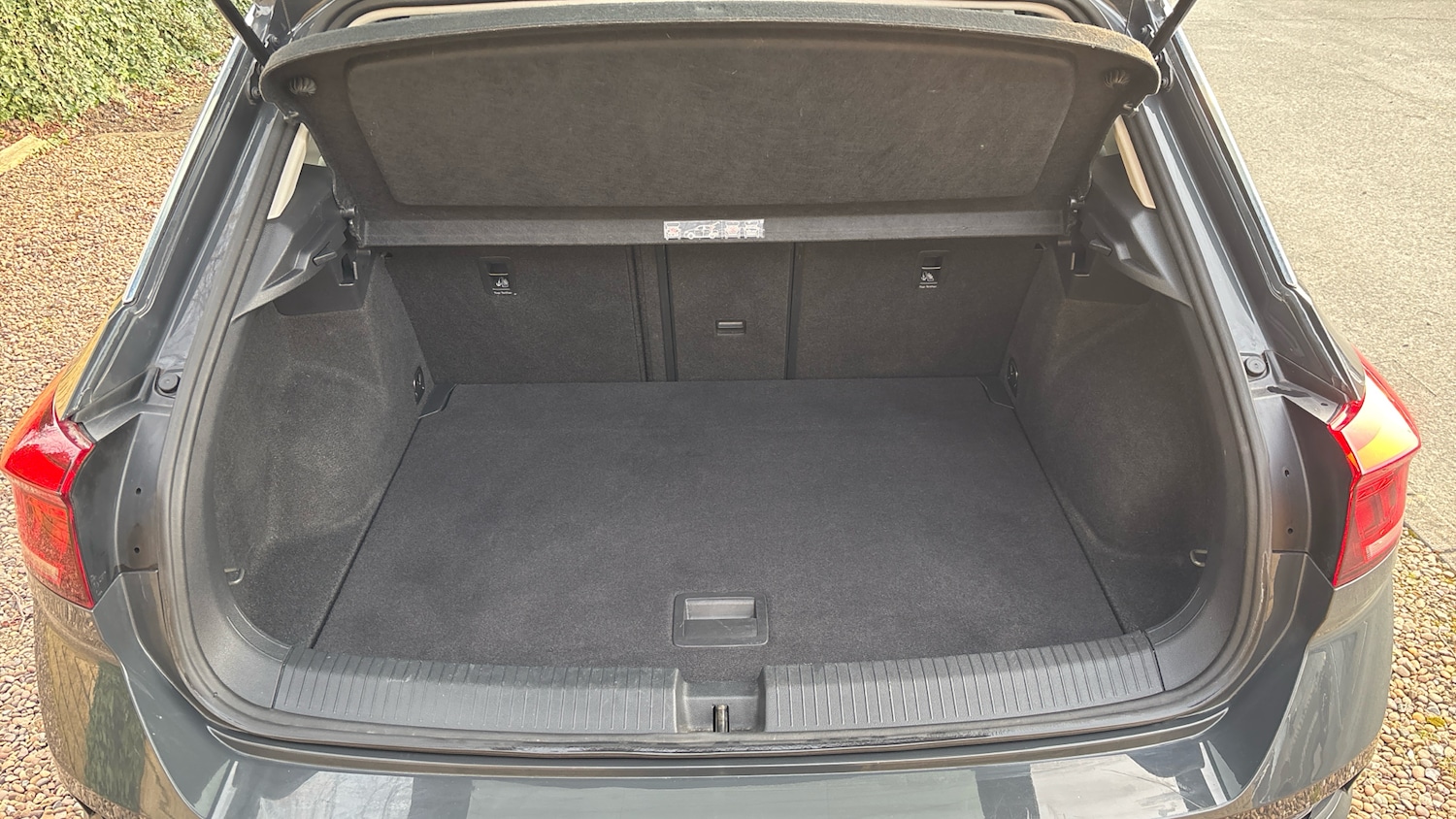 Used Volkswagen T-Roc 2020 for sale - 78038541: Photo 20