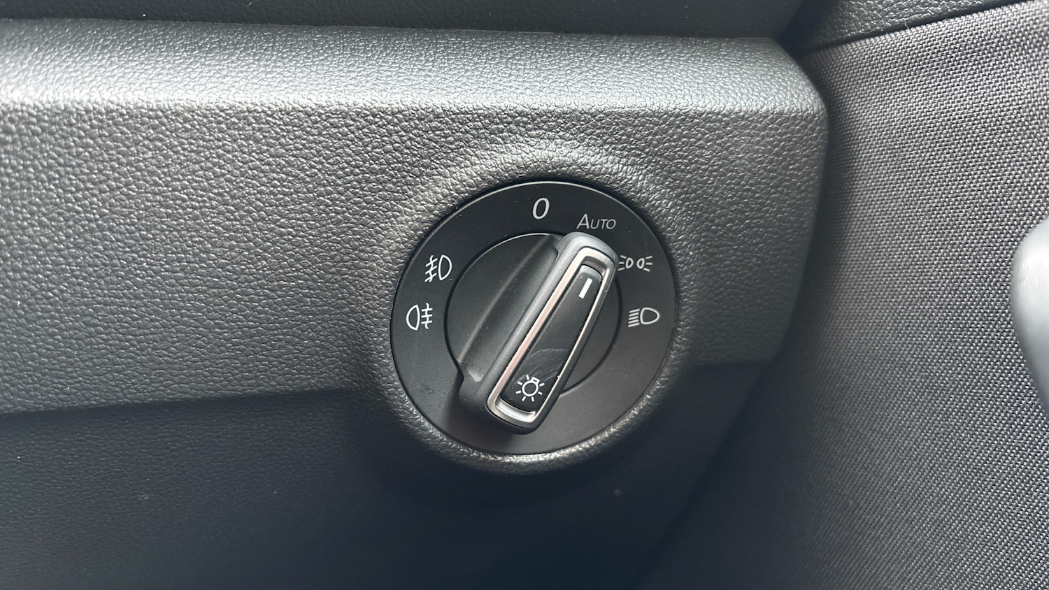 Used Volkswagen T-Roc 2020 for sale - 78038541: Photo 31