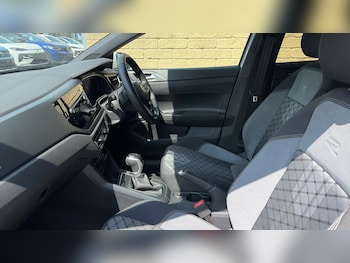 Used Volkswagen Polo 2022 for sale - 79060030: Photo