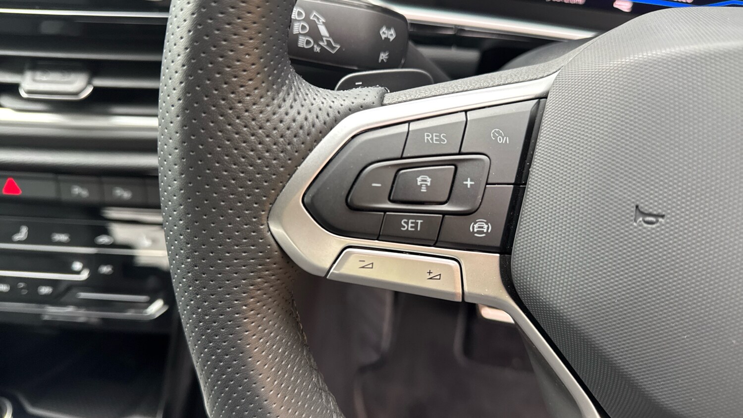 Used Volkswagen T-Roc 2025 for sale - 77790095: Photo 17