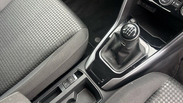 Used Volkswagen T-Roc 2022 for sale - 76157698: Photo 14