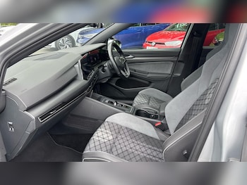 Used Volkswagen Golf 2021 for sale - 75408394: Photo