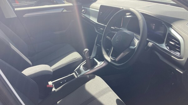 Used Volkswagen T-Roc 2025 for sale - 76064123: Photo 15