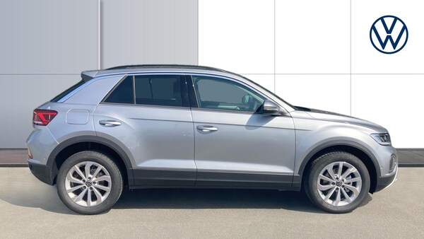 Used Volkswagen T-Roc 2025 for sale - 76064123: Photo 4