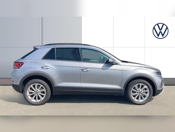 Used Volkswagen T-Roc 2025 for sale - 76064123: Photo 4