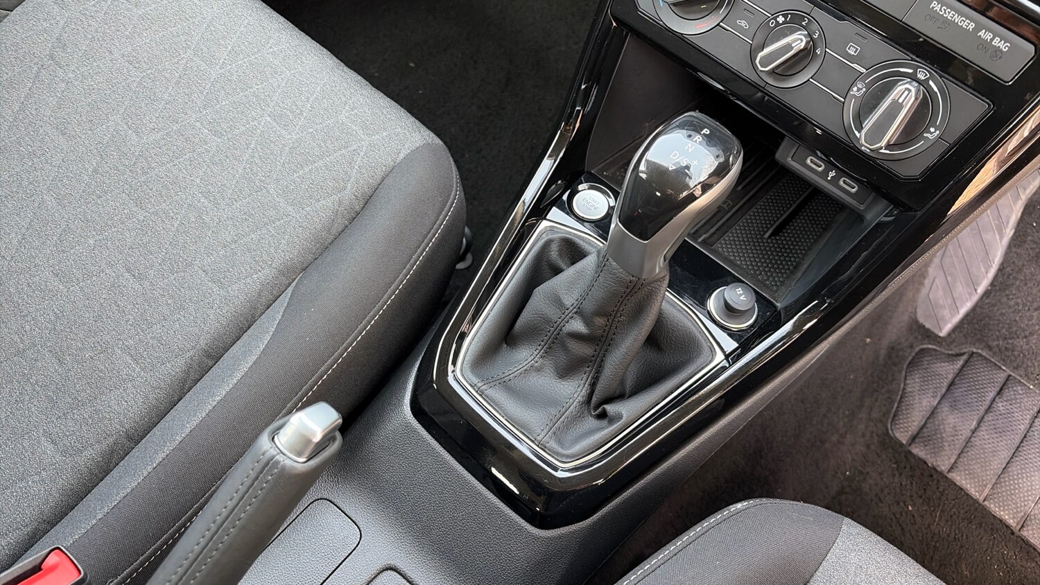 Used Volkswagen T-Cross 2025 for sale - 77962159: Photo 14