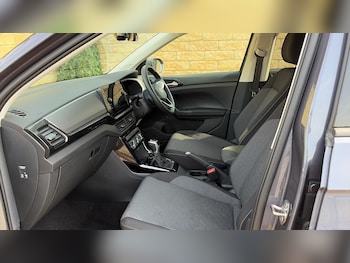 Used Volkswagen T-Cross 2025 for sale - 77962159: Photo